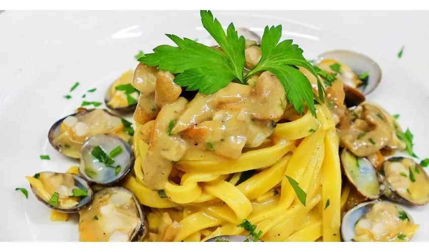 STRADAROMANA Restaurant