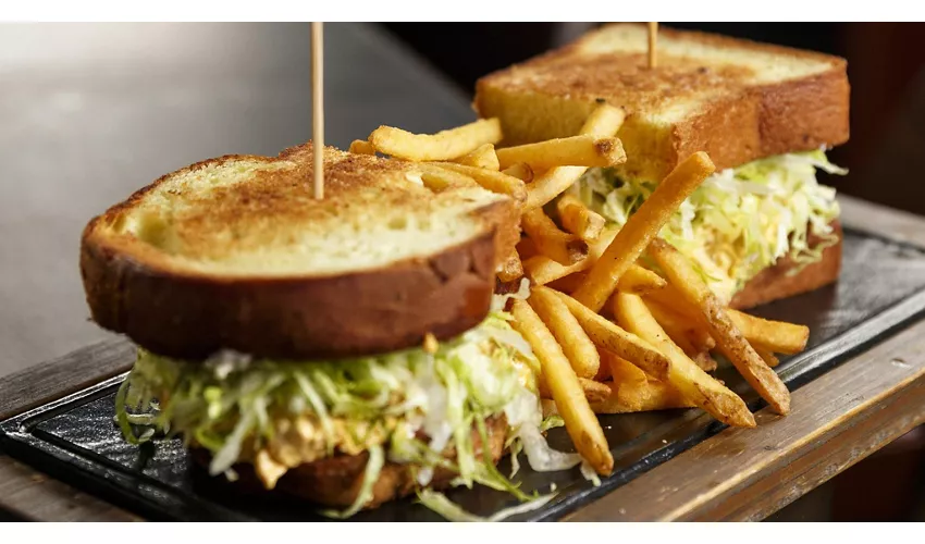 Al Mercato Steaks Burgers Piazza Alvar Aalto