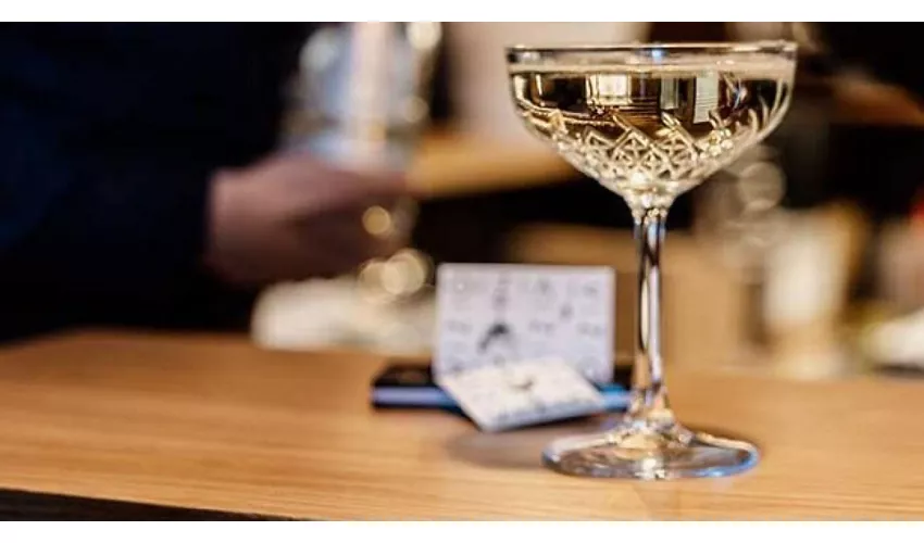 Vizio Wine Bar