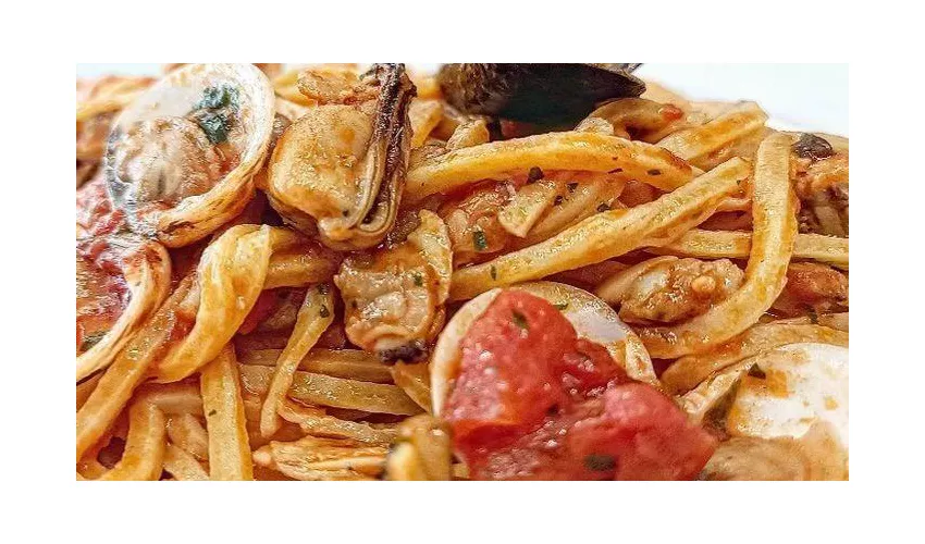 MEAT & BAKE BISTROT