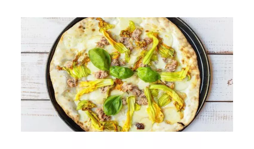 'A Pazziella
