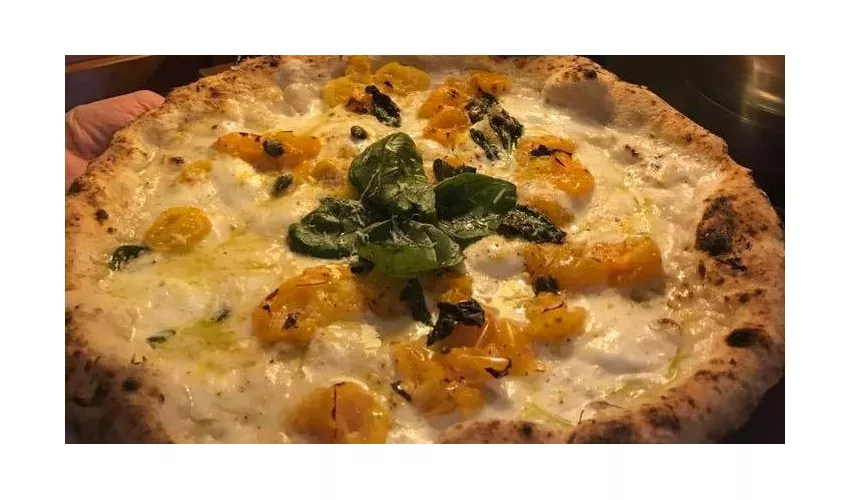 Antichissima Pizzeria Port’Alba 1738