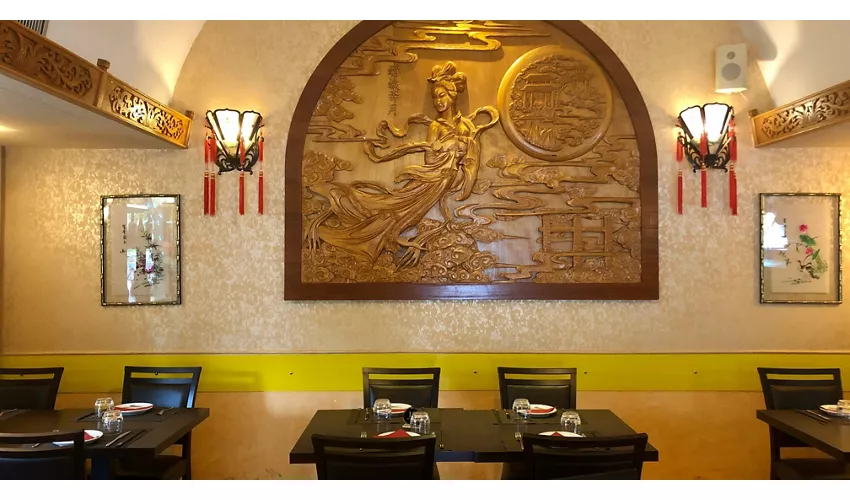 Hong Kong Sushi & Ristorante Cinese