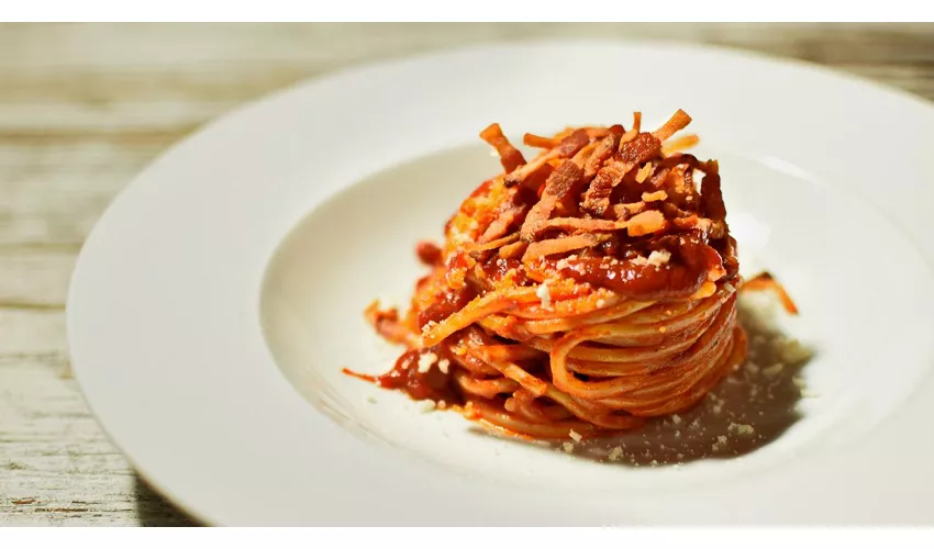 AllAlberone - Cucina con Cantina