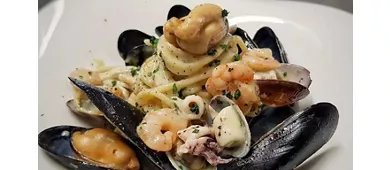 Ristorante Pizzeria Da Renzo - Bistecca - Giropizza - Comunioni - KM Zero - Pasta Fresca - Grigliate - Massarosa