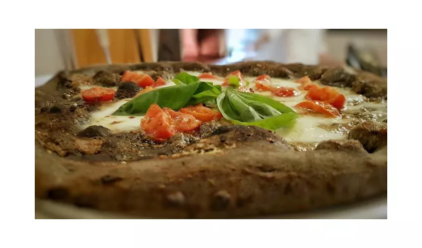 Ristorante Pizzeria Da Renzo - Bistecca - Giropizza - Comunioni - KM Zero - Pasta Fresca - Grigliate - Massarosa