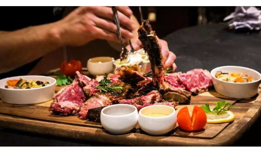 LA TAMBRA - Steakhouse, Restaurant & Pizzeria