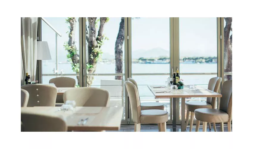 Tortuga Coffee & Restaurant