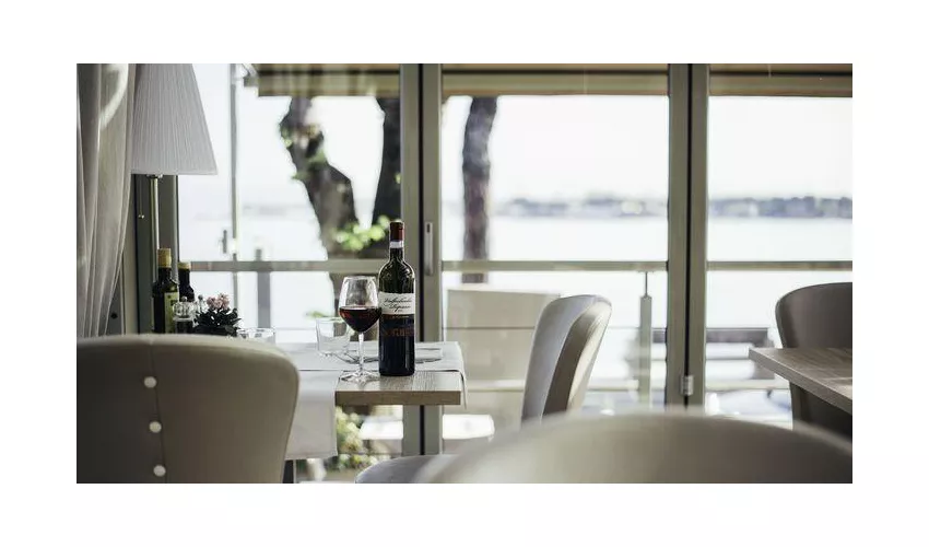 Tortuga Coffee & Restaurant