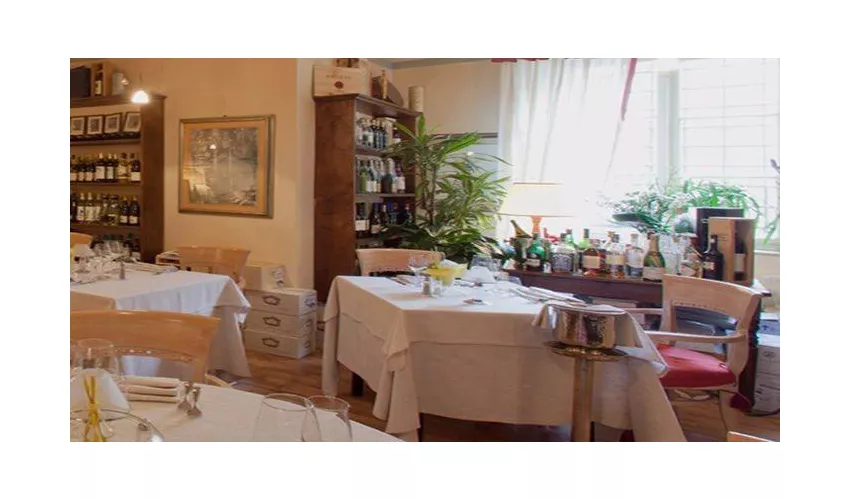 Piazza San Quirico,1