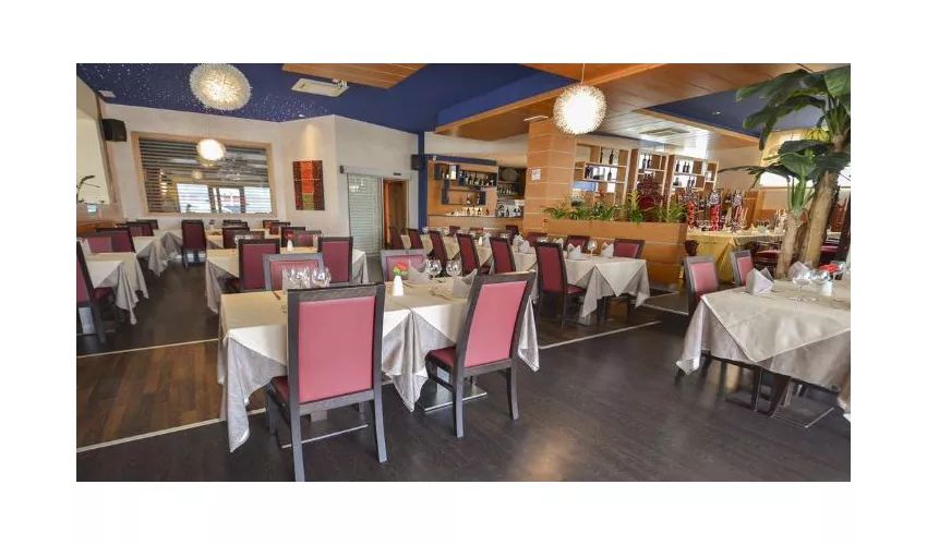 Ristorante di Cucina Italiana e Orientale Buon Prezzo a Osio - Mare Profondo