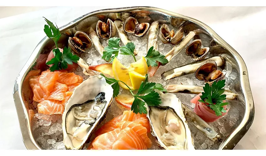 Ristorante di Cucina Italiana e Orientale Buon Prezzo a Osio - Mare Profondo