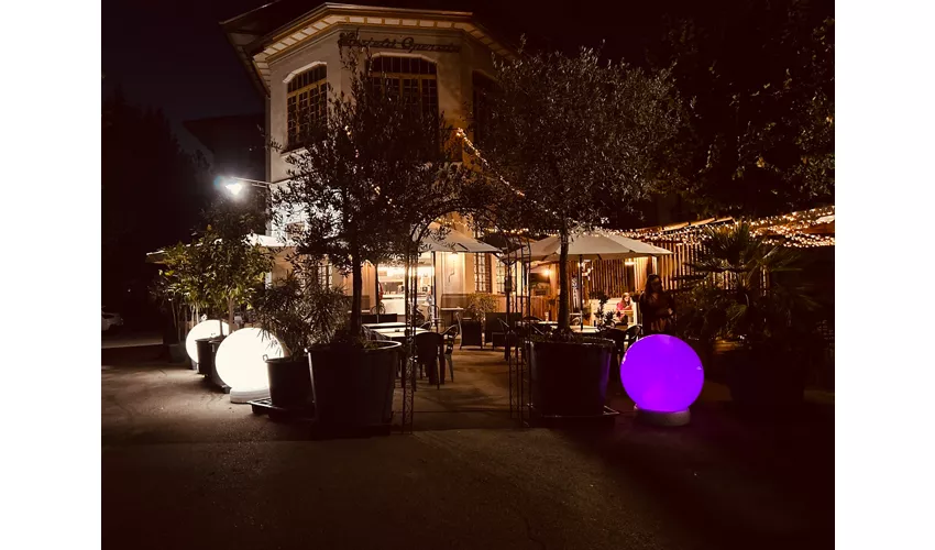 Al Viale lounge Bar 