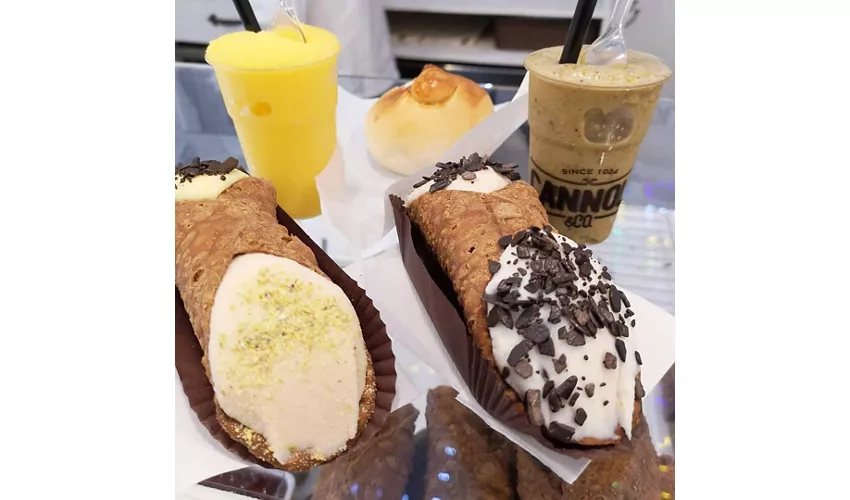 Cannoli & Co.