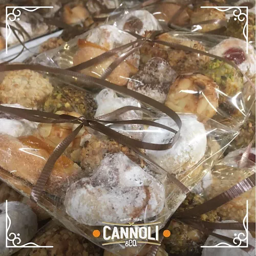 Cannoli & Co.