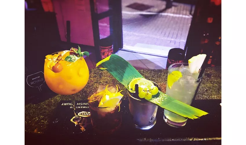 Borderline Cocktail Bar