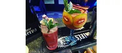 Borderline Cocktail Bar