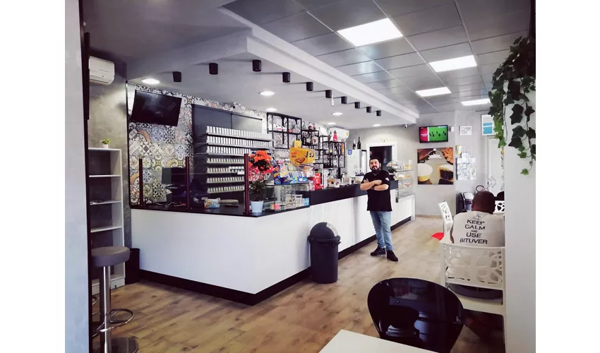 Vanni's Cafè