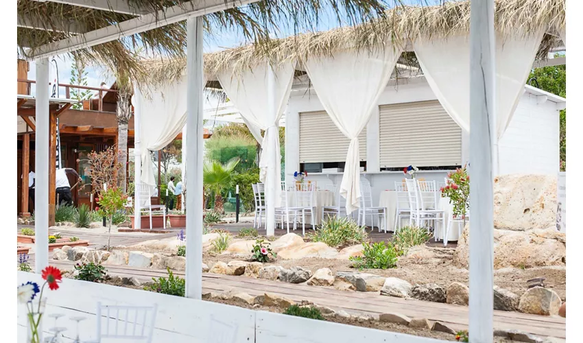 Poseidonia Beach Club