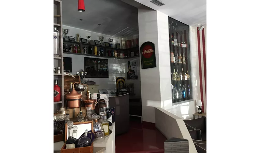 Shaker Club Cafè