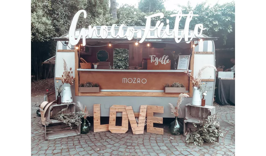 Via Castagnola, 24