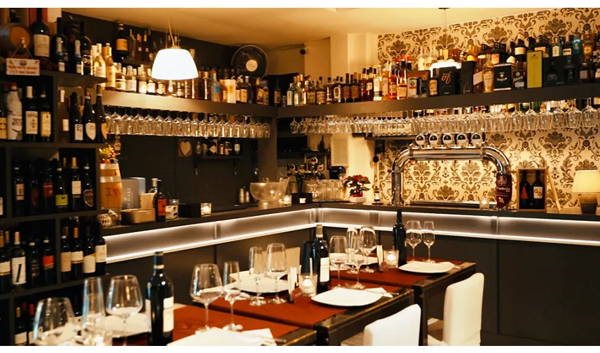 Vinness | Vineria & Gastronomia