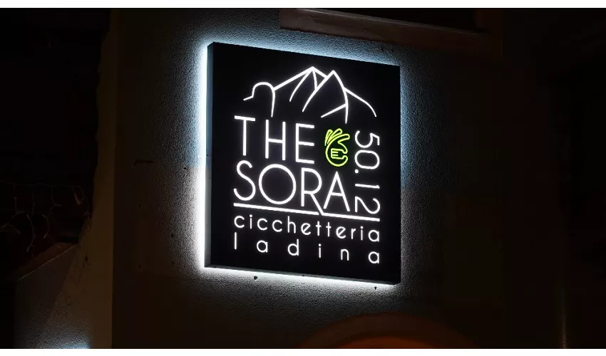 The Sora 50.12 Cicchetterai Ladina, Ristorante, Bar