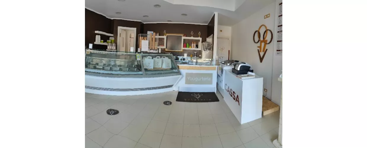 Gelateria caffetteria -17