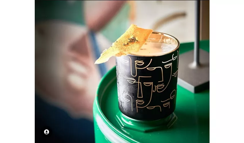 FAKE • Food Cocktail Art Bar