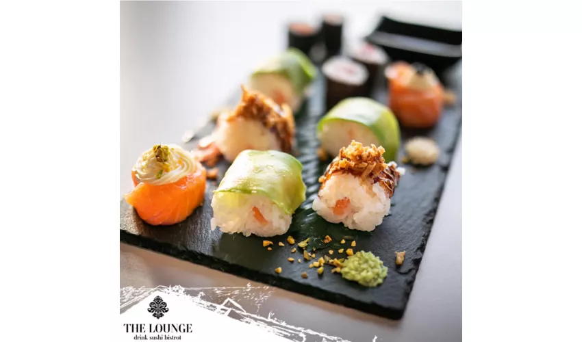 THE LOUNGE - Drink Sushi Bistrot
