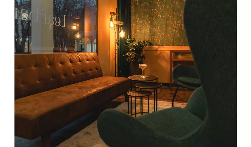 Leaf Bar