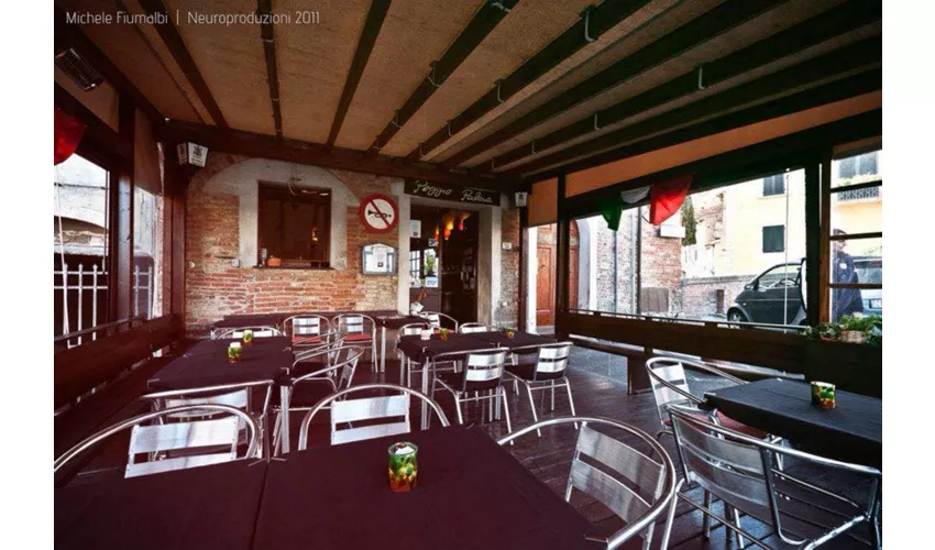 Peggio Palaia Pub
