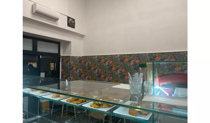 SRILANKAN CUISINE RESTUARANT IN MODERN ITALY