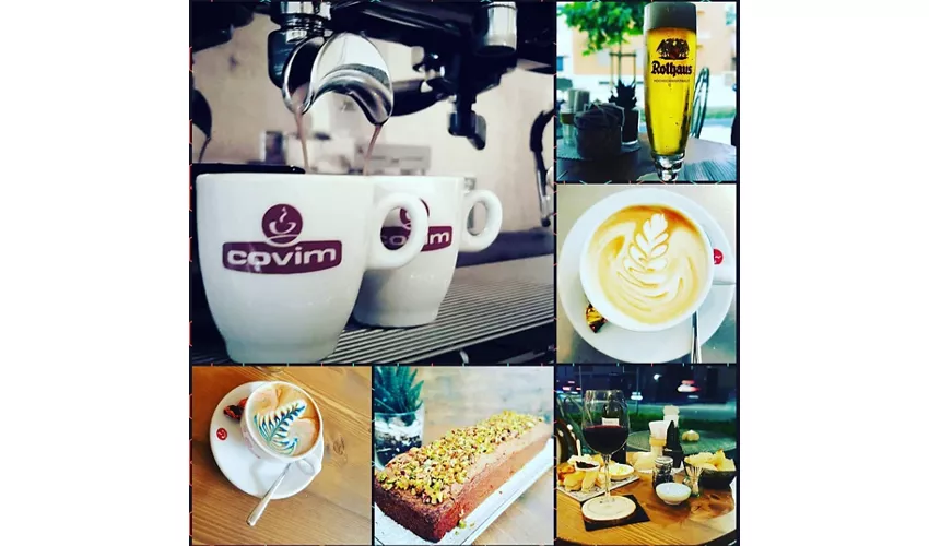 Petit Café