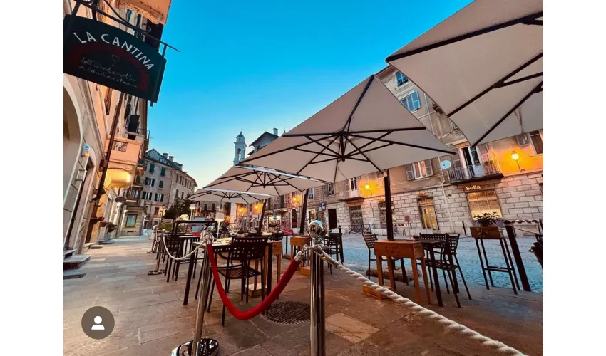 La Cantina DelľArchivolto
