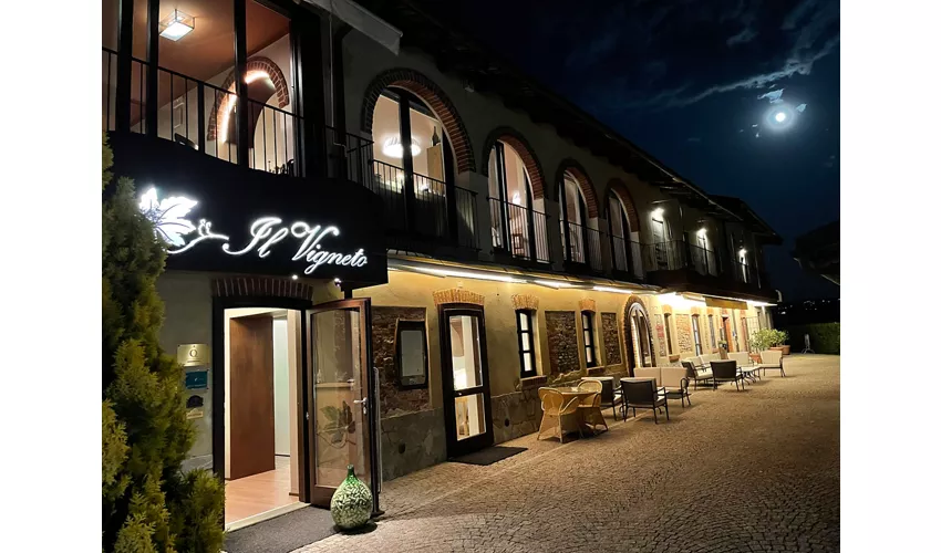 Ristorante con Camere Il Vigneto di Roddi