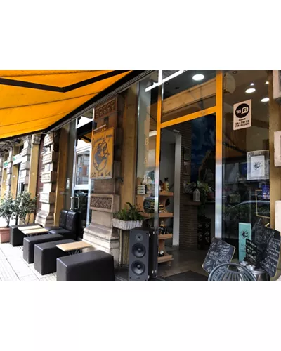 Garibaldi Lounge