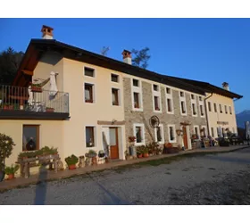 Agriturismo la casa nei boschi