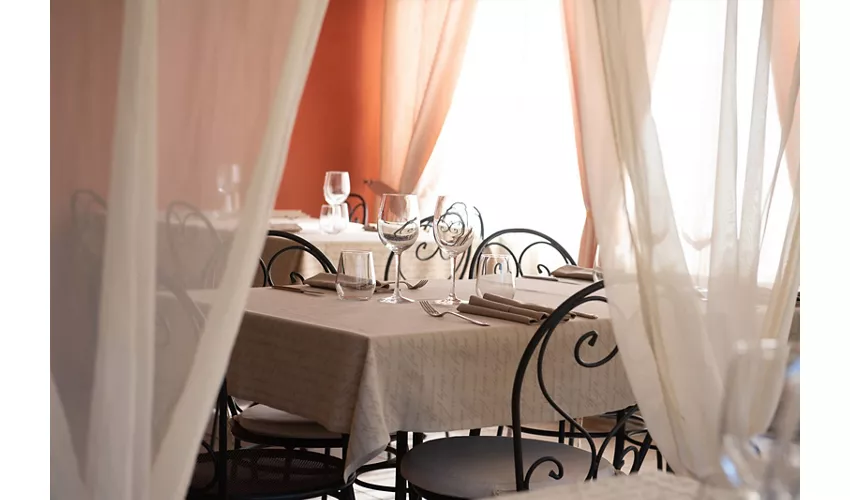 Osteria Dell'Angelo Locale Storico in Franciacorta