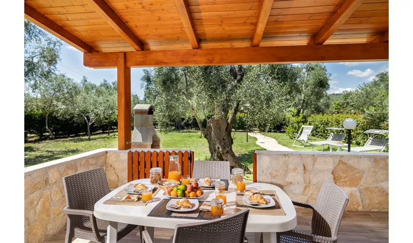 Agriturismo I Tesori Del Sud Con Piscina 