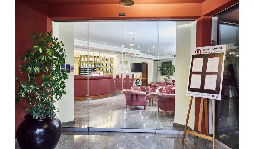 Appia Antica Hotel & Restaurant