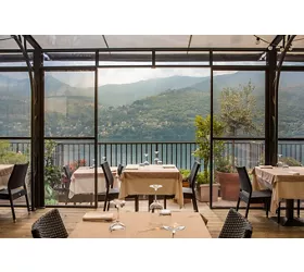 Una Finestra Sul Lago
