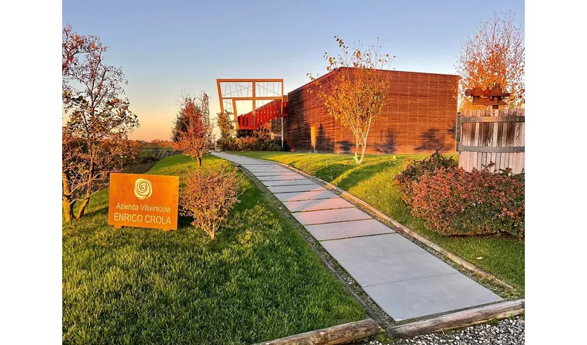 Azienda Vitivinicola e Agriturismo Enrico Crola 