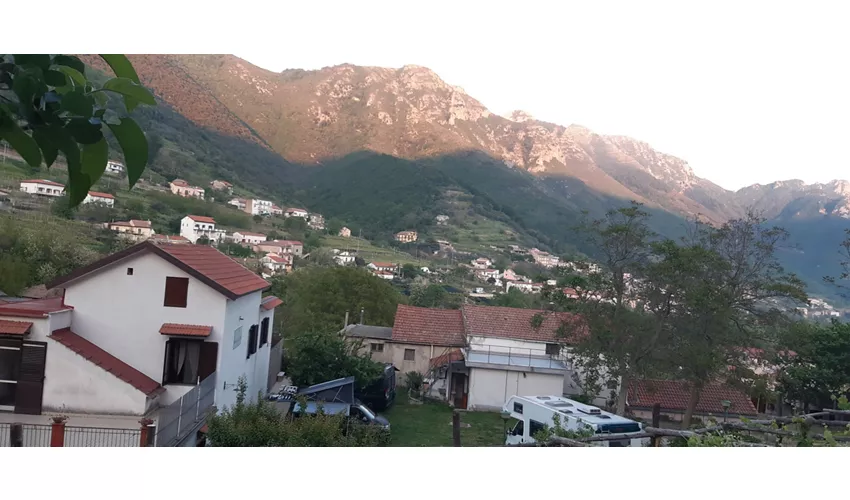 Agriturismo Mare e Monti Tramonti Winery,Rooms,Camping,Tents,Van,Camper