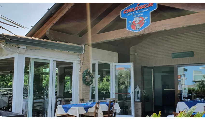 Cruiser Cafè & Restaurant