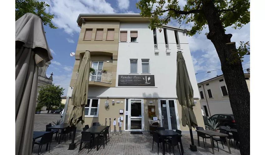 Ristorante Pizzeria Rendez Vous