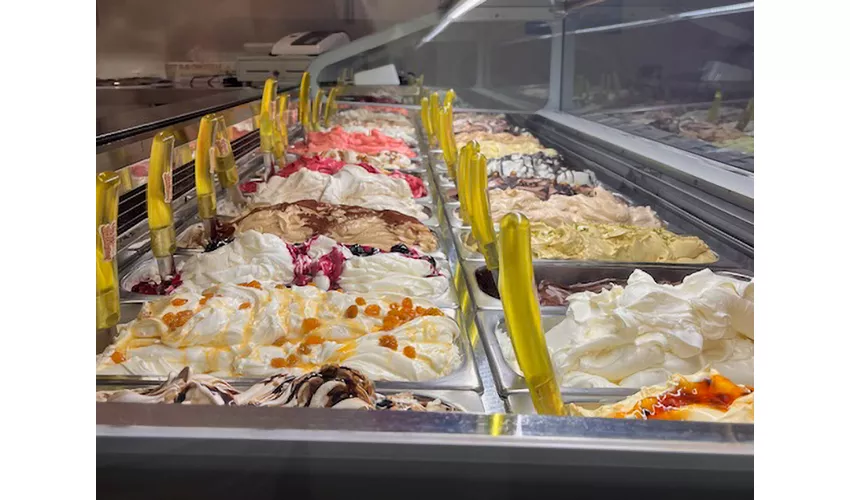 Gelateria Artigianale Eisdiele