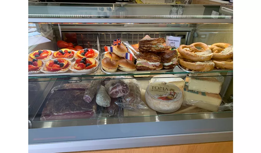 Snack Bar