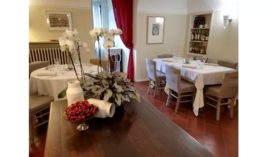 Hosteria Treville