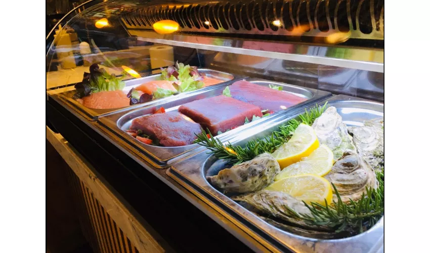 FAHD Sushi bar